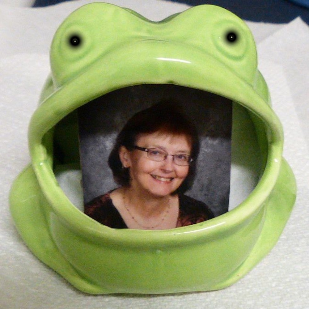 Meet your Posher, Lorraine